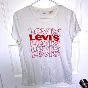 Levi’s White Tee